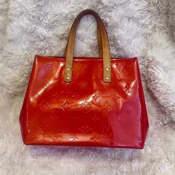 Louis Vuitton Monogram Vernis Reade PM - Picture 5 of 15